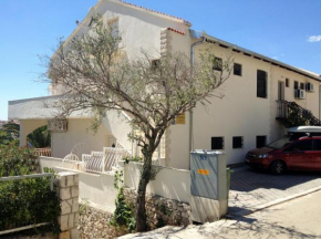 Отель Apartments Cacija  Трогир